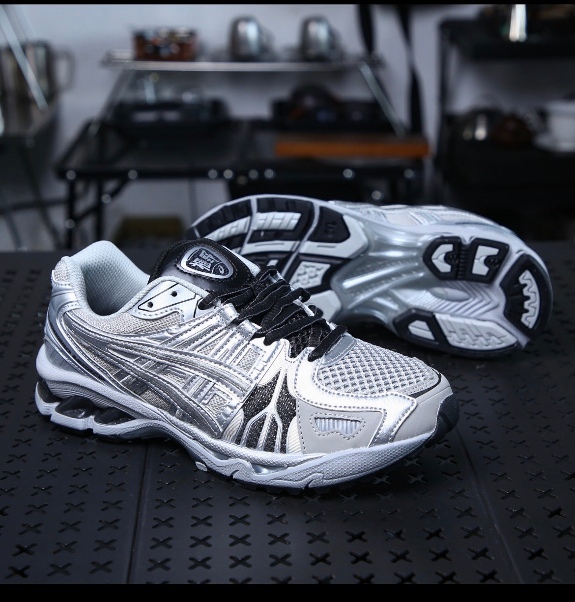 Asics Gel-Kayano Legacy