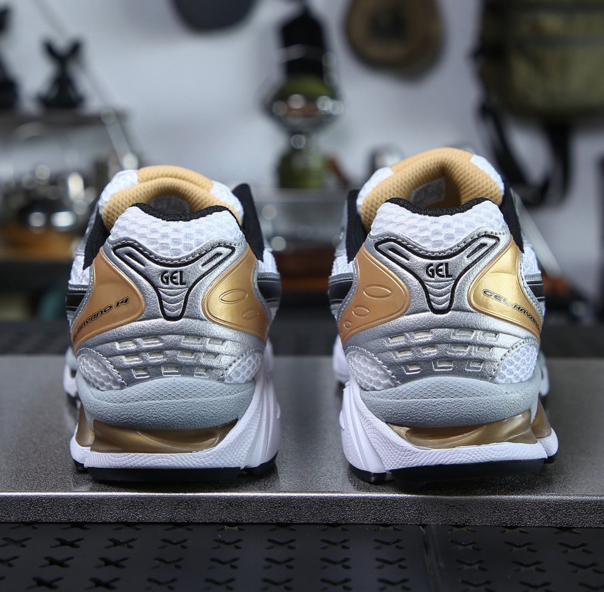 GEL-KAYANO 14
WHITE PURE GOLD