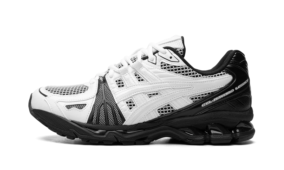 GEL-KAYANO LEGACY
GMBH WHITE BLACK