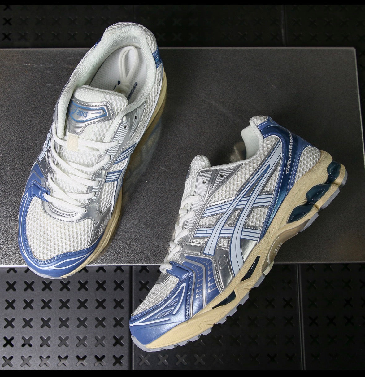 Asics GEL Kayano 14 Blue