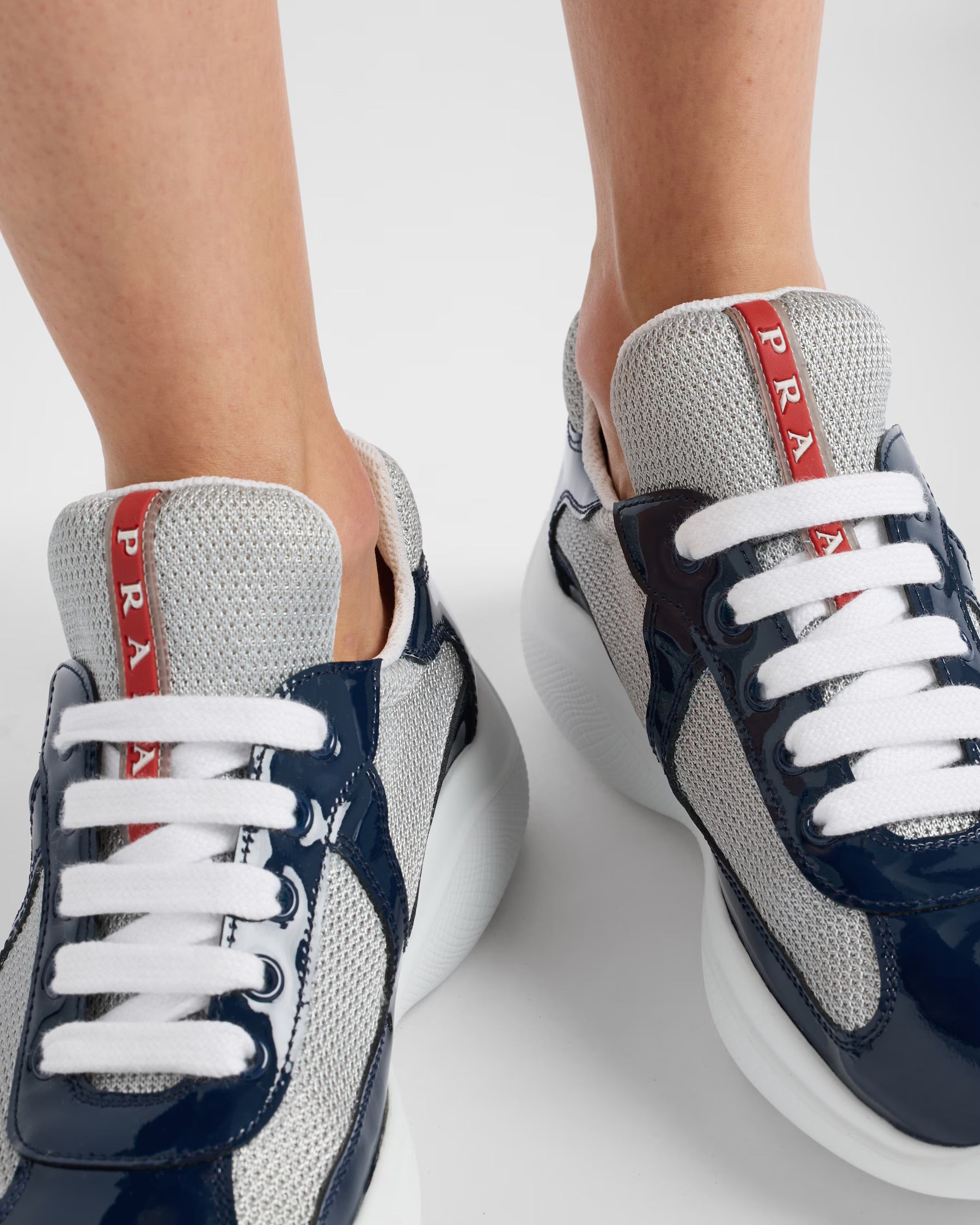 Prada Cup Bleu