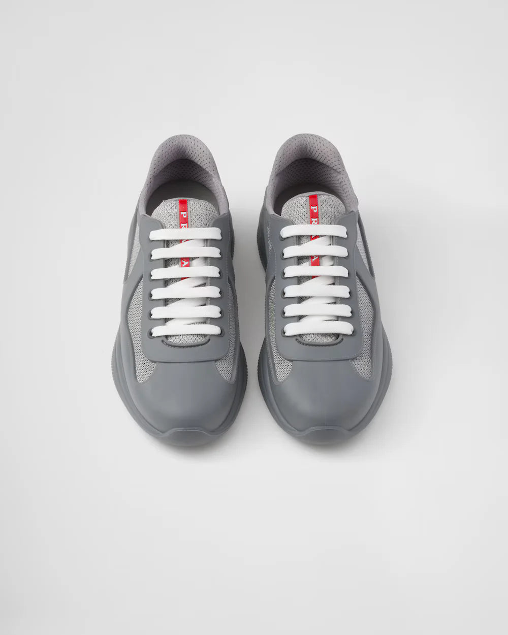 PRADA America’s Cup Gris