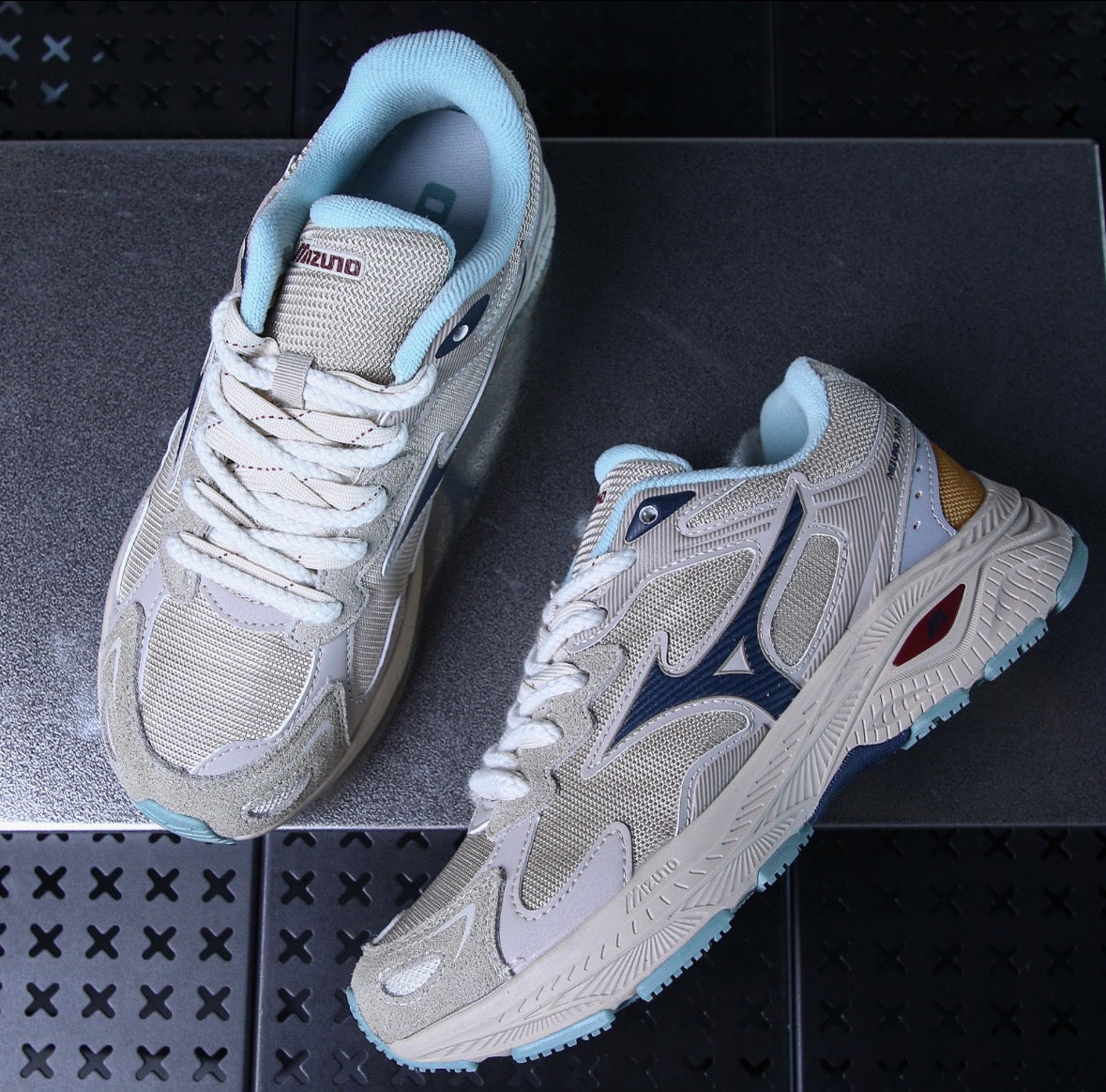 Mizuno