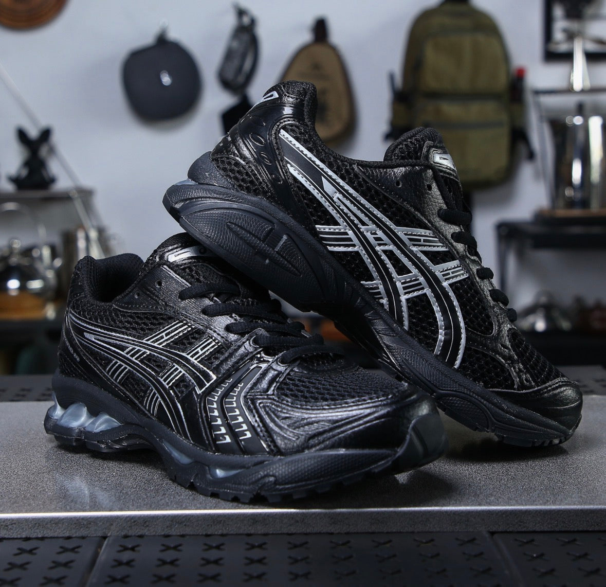 ASICS Gel-Kayano 14