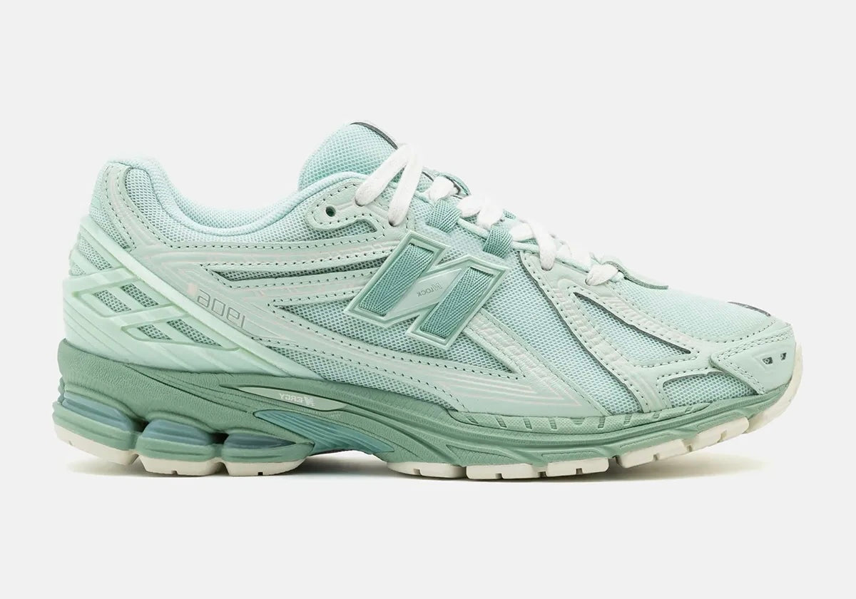 NEW BALANCE 1906R Green Clear
