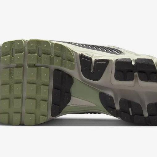 Nike Zoom Vomero 5 Cobblestone