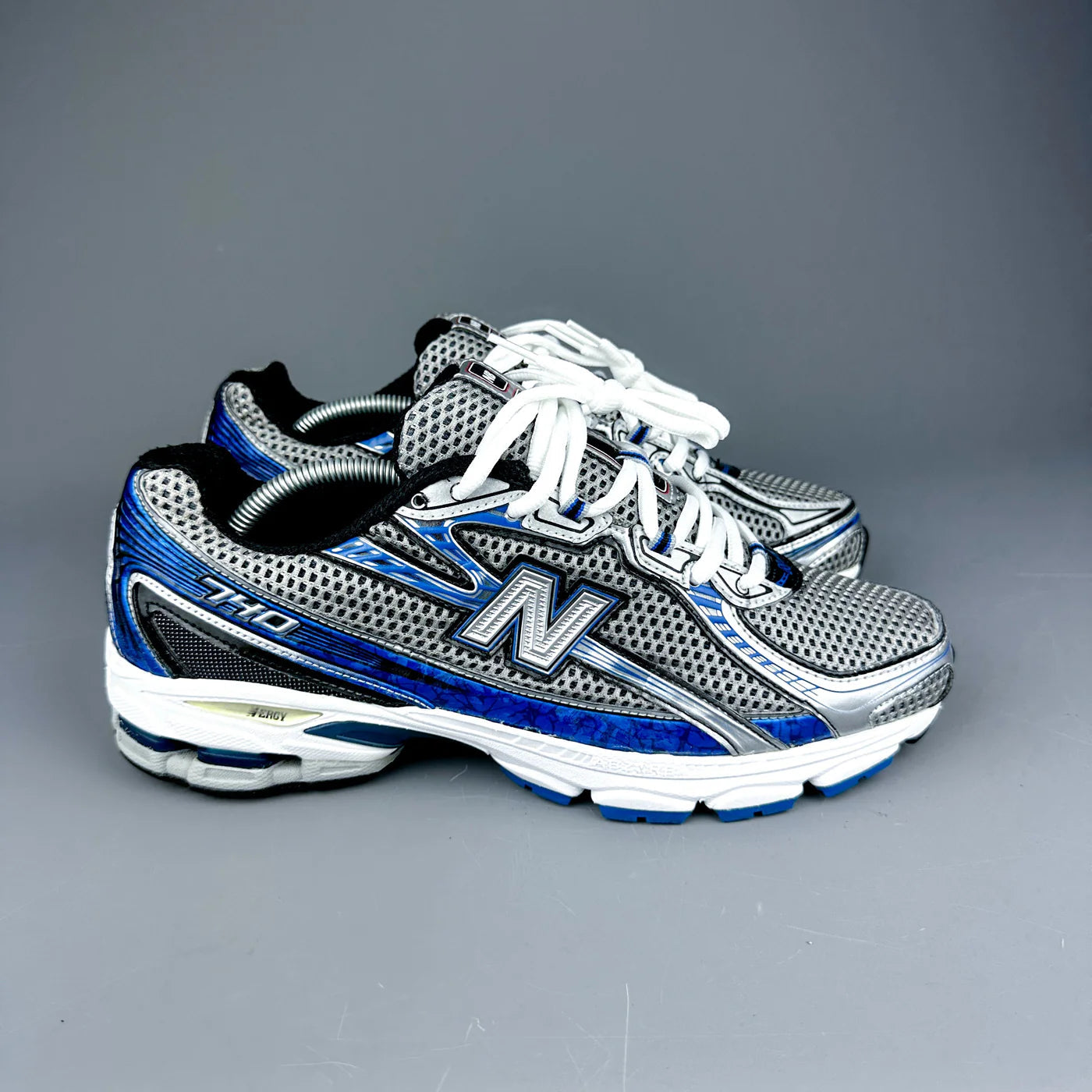 New Balance 740 Blue